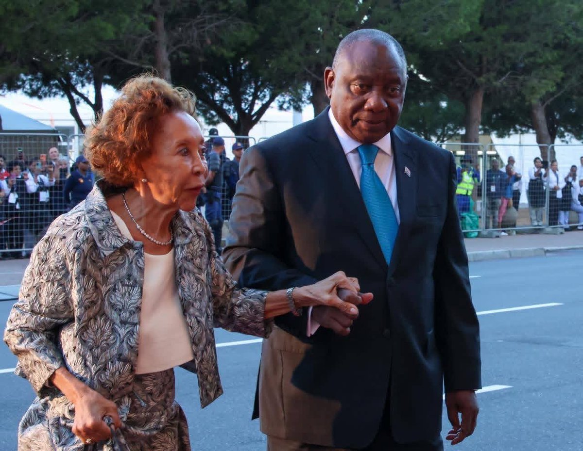 Man’s NOT Barry Roux tweet media