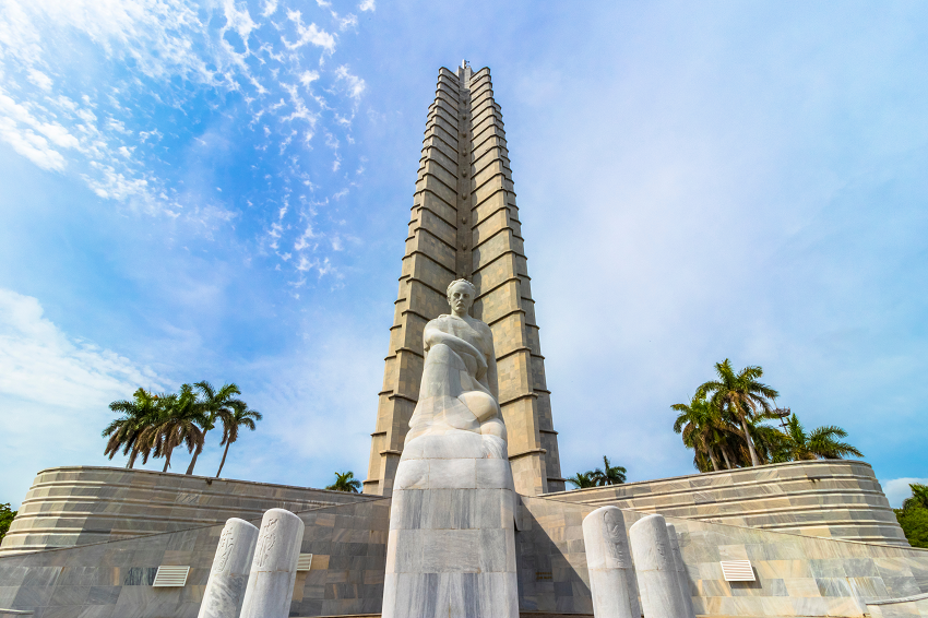 GerardoPPortal's tweet photo. A pesar del bloqueo recrudecido, Cuba no cejará en su empeño de continuar construyendo un futuro próspero para todo su pueblo, basado en los principios de justicia social y solidaridad de la Revolución. También mantendremos nuestro apoyo a todas las causas justas de la humanidad. https://t.co/2AwIF1WysK