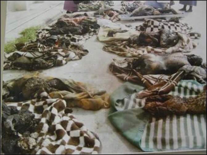 Maya168354's tweet image. في مثل هذا اليوم قبل ٣٥ سنه و في تمام الساعه الرابعه و النصف فجراً من يوم (١٣/٢/١٩٩١) قامت امريكا بقصف ملجأ العامرية ، جريمه امريكا التي لن و لم تغتفر راح ضحيتها اكثر من ٤٠٠ شهيد اغلبهم من الأطفال و النساء و الشيوخ 😭💔💐🇮🇶 
إني ليهسه اذكر صوت الضربه 😭💔🇮🇶
 و إني كل ما انچوي