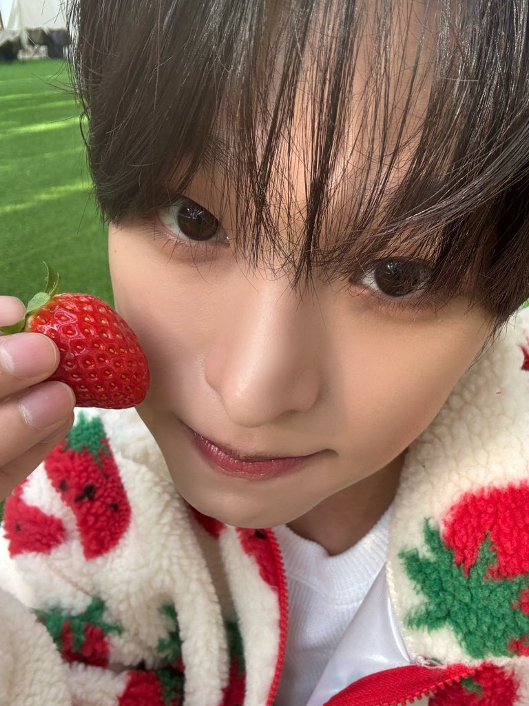 🫧🐿️] | 12.02.26 - 21:55 ICT • 11:55 BRT “hehe” “moranguinho ku