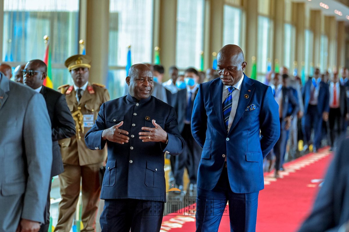 DIASPORANDUNDI's tweet photo. ⭐️ Le Président Evariste #Ndayishimiye : Le Fer de Lance Burundais d'une Afrique Unie, Pacifique et Actrice de Son Destin.
À l'approche du sommet de l' #UnionAfricaine, le #Burundi, sous l'impulsion de S.E. Evariste Ndayishimiye, se positionne non pas en simple observateur, (1) https://t.co/XBrO1GGUzc