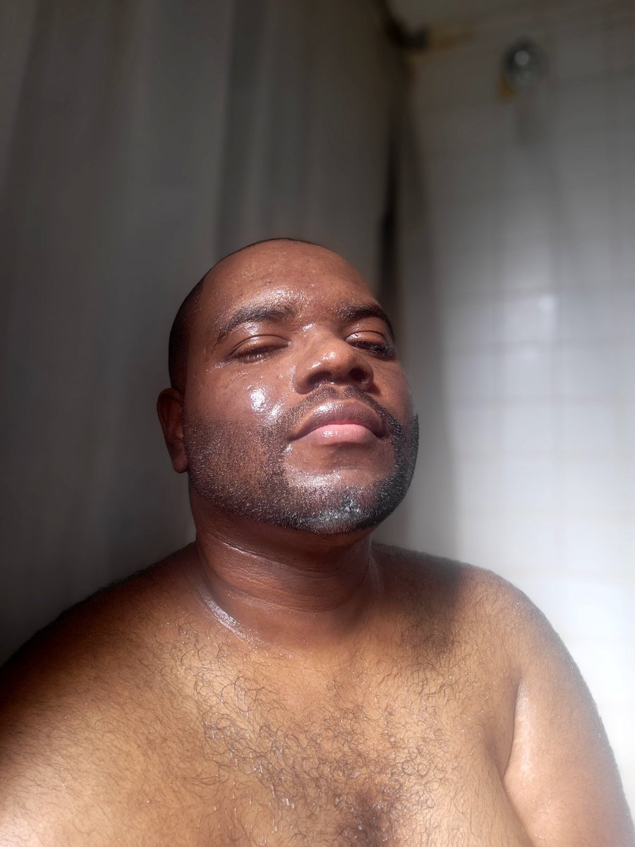 Nudeforms's tweet photo. Feeling refreshed after a fresh cut 💈 https://t.co/W2Y8kzgMws