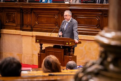 ❌️ L'ascensor social està espatllat per l'espoli fiscal, la manca d'inversions i un model d'ajudes sense deures que NO ofereix oportunitats i empobreix la classe mitjana. El model Espanya de PSC i Comuns converteix Catalunya en un país ric amb ciutadans pobres. Cal revertir-ho