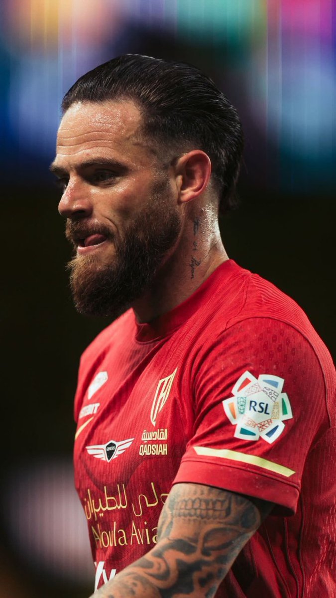 ناهيتان نانديز قطعًت هو أكثر لاعب مظلوم إعلاميًا في دوري روشن من الموسم الماضي

في القمم هو أهم لاعبي فريقه
شخصية كبيرة وثبات عالي بالأداء
على الذكاء والإنضباط لا يعلى عليه
مستعد يلعب في كل مراكز الملعب بكفاءة عالية

ومن وصوله، حينما يساهم تهديفيًا، فريقه لا يخسر أبدًا 🇺🇾