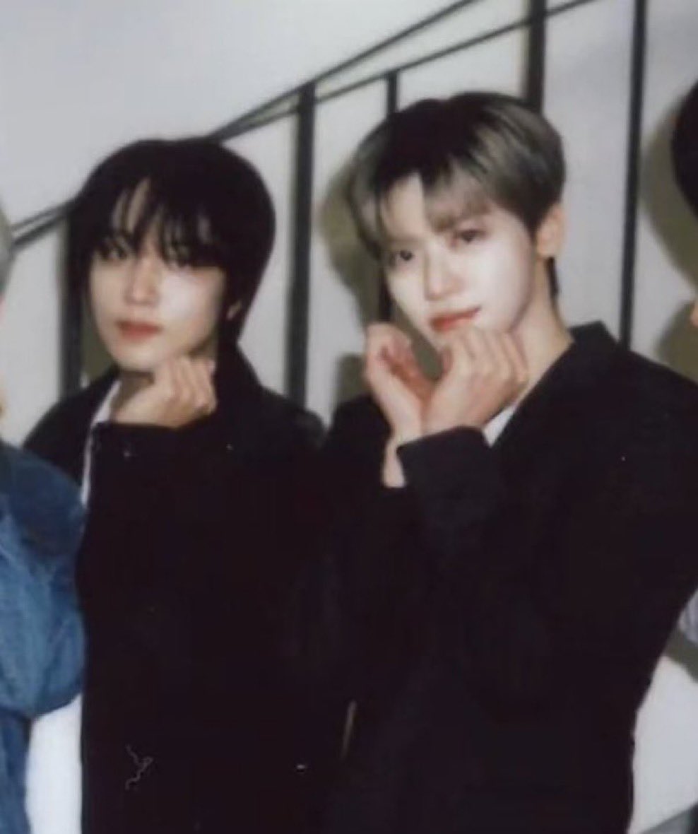 귀신보는고딩이랑 미소녀커신