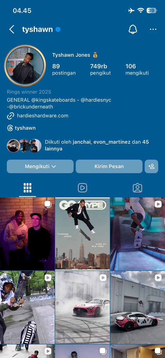 letsdiebitches's tweet photo. @mukaikhlas skateboarder juga sama, dia Tyshawn Jones https://t.co/xMcjP3YB5R