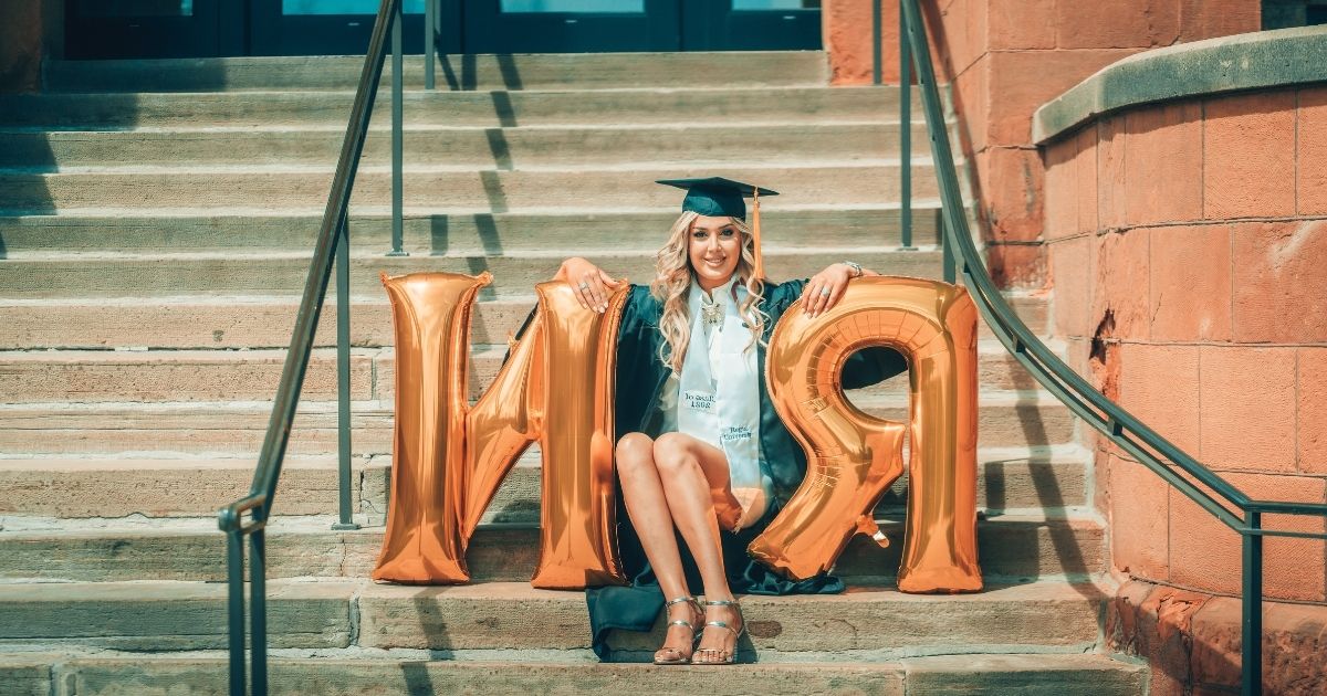 YellowsparkAD's tweet image. Graduation days move quickly.
These photos help hold onto the moment.

This is the kind of work we focus on at Yellowspark Studio.
yellowsparkstudio.com/portfolio-item…

#YellowsparkStudio #SparkYourVision #GraduationPhotos #SeniorPhotos