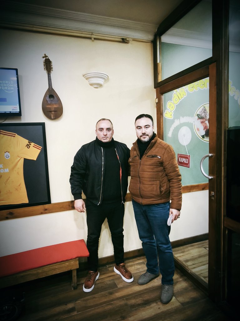 1453 Zeytinburnulular Derneği Başkanı Recep Keskin kardeşime, vefat eden babası için taziyelerimiz ile birlikte baş sağlığı diledik. 

Bu vesileyle bir kez daha Necmettin amcamıza Allah'tan rahmet diliyorum. Mekanı cennet olsun.
#Zeytinburnu #İstanbul #Türkiye #Taziye #Başsağlığı