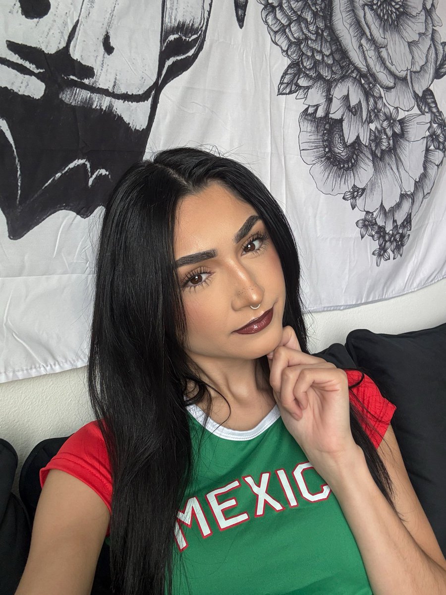 Devinique Maricella tweet media