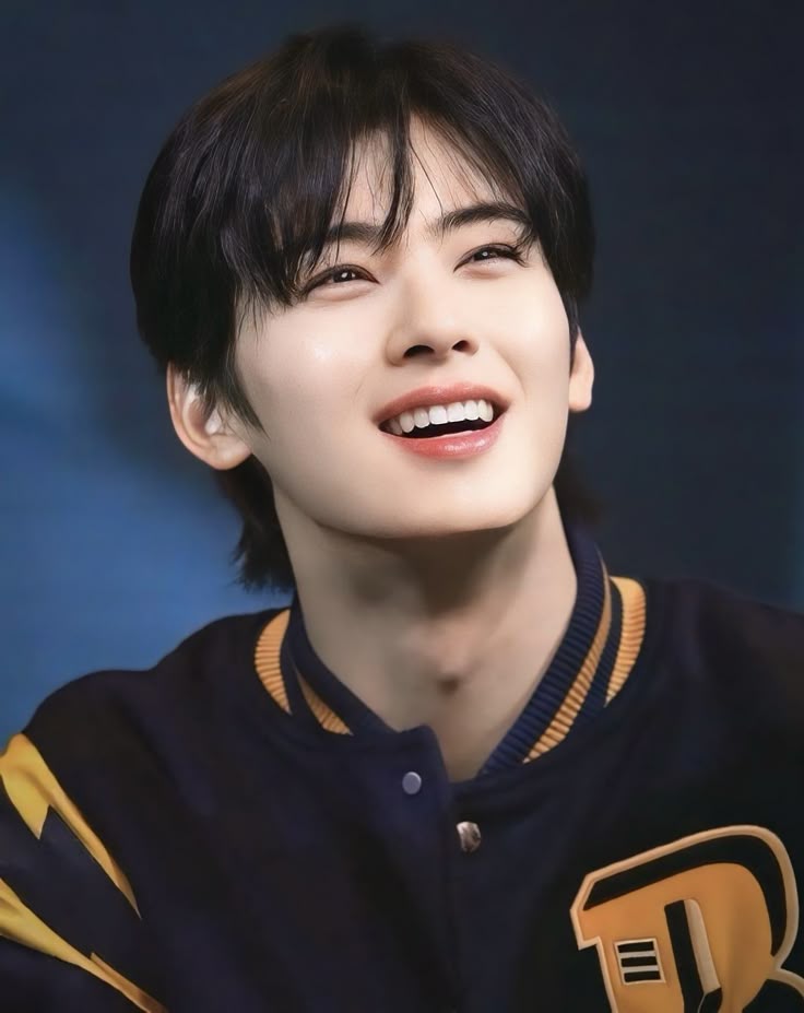 Operacion Escudo activada. Amor, respeto y
protección para Eunwoo.
#Opera.cionEscudoEunwoo