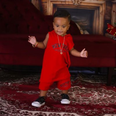 Lar4lara's tweet photo. #NovaFotoDePerfil https://t.co/N7FSp2UJPP