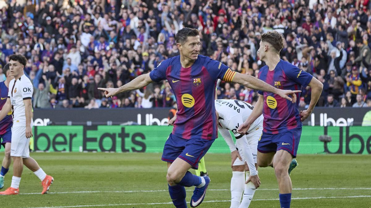 ⚔️ Comencem LA TERTÚLIA d'avui amb:

👉 <a href="/dariop0rtela/">Darío Portela</a> 
👉 <a href="/JoseEspinRuiz/">Jose Espin</a> 
🔥 El futur de Lewandowski, l'estat de Raphinha, les semifinals de la Copa i molt més!

📻 No t’ho perdis a la 89.1 fm o a radiomarcabarcelona.com/directo/