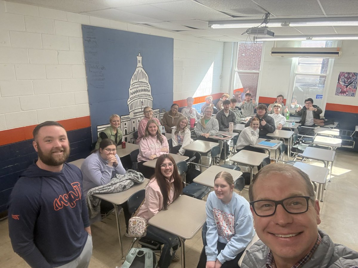 Community Spirit tweet media