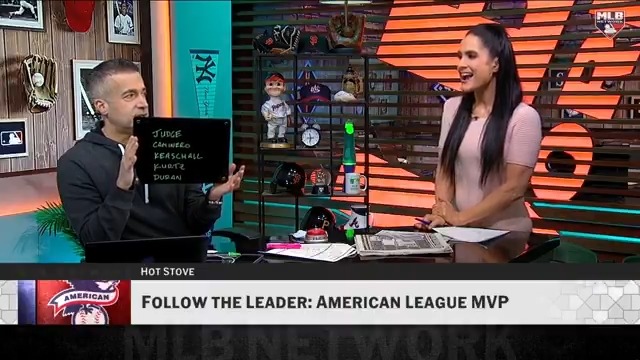 Matt Vasgersian thinks Junior Caminero and Luke Keaschall will both be AL MVP finalists this season 😳
#MLBNHotStove