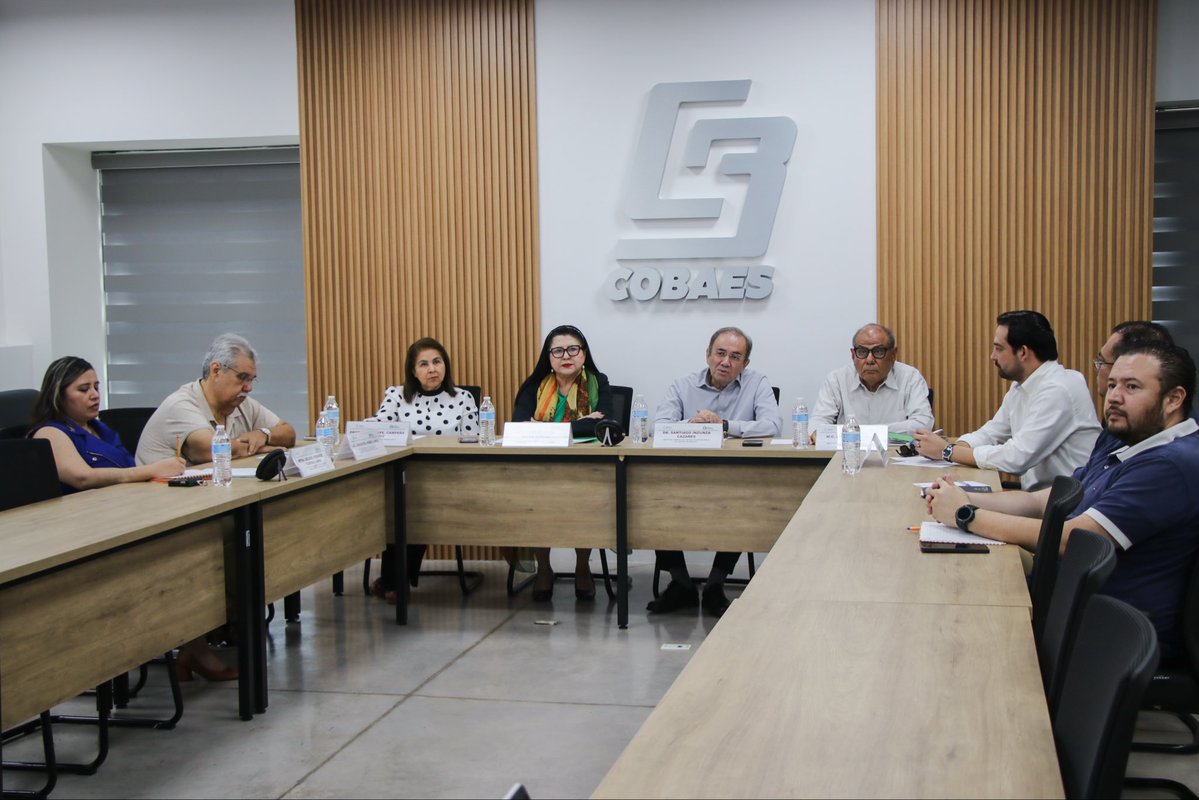 Se realizó la instalación formal del Comité Revisor del Mecanismo de Renovación Directiva 2026 en COBAES. El director general <a href="/SanInzunza/">Santiago Inzunza Cazares</a>, instruyó a la secretaria Técnica, Sandra Reyes García, iniciar los trabajos conforme a la normativa y lineamientos establecidos.