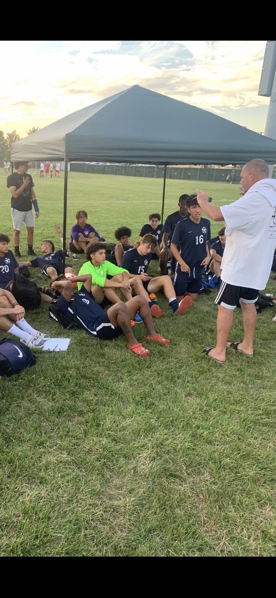 Congratulations to Coach Sustersic on his retirement! For all that you won through the years, you’ll always remember the kids that you were able to coach and the relationships you developed. Thank you for everything you have given to West Aurora! Truly a one of a kind 🔴⚽️🔵