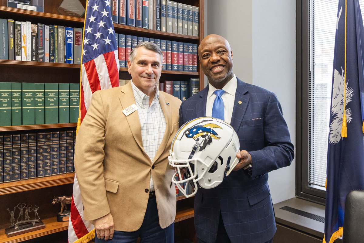 Senator Tim Scott tweet media