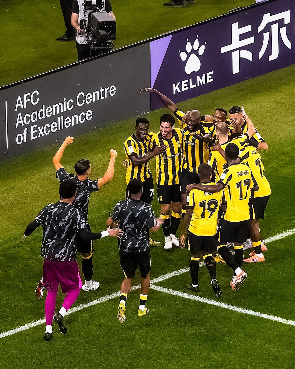 iamDaniloP's tweet image. Incredible atmosphere, incredible fans, incredible win 🐅🙌🏿
Always a pleasure to score in front of our supporters. Thank you for pushing us every minute 💛🖤