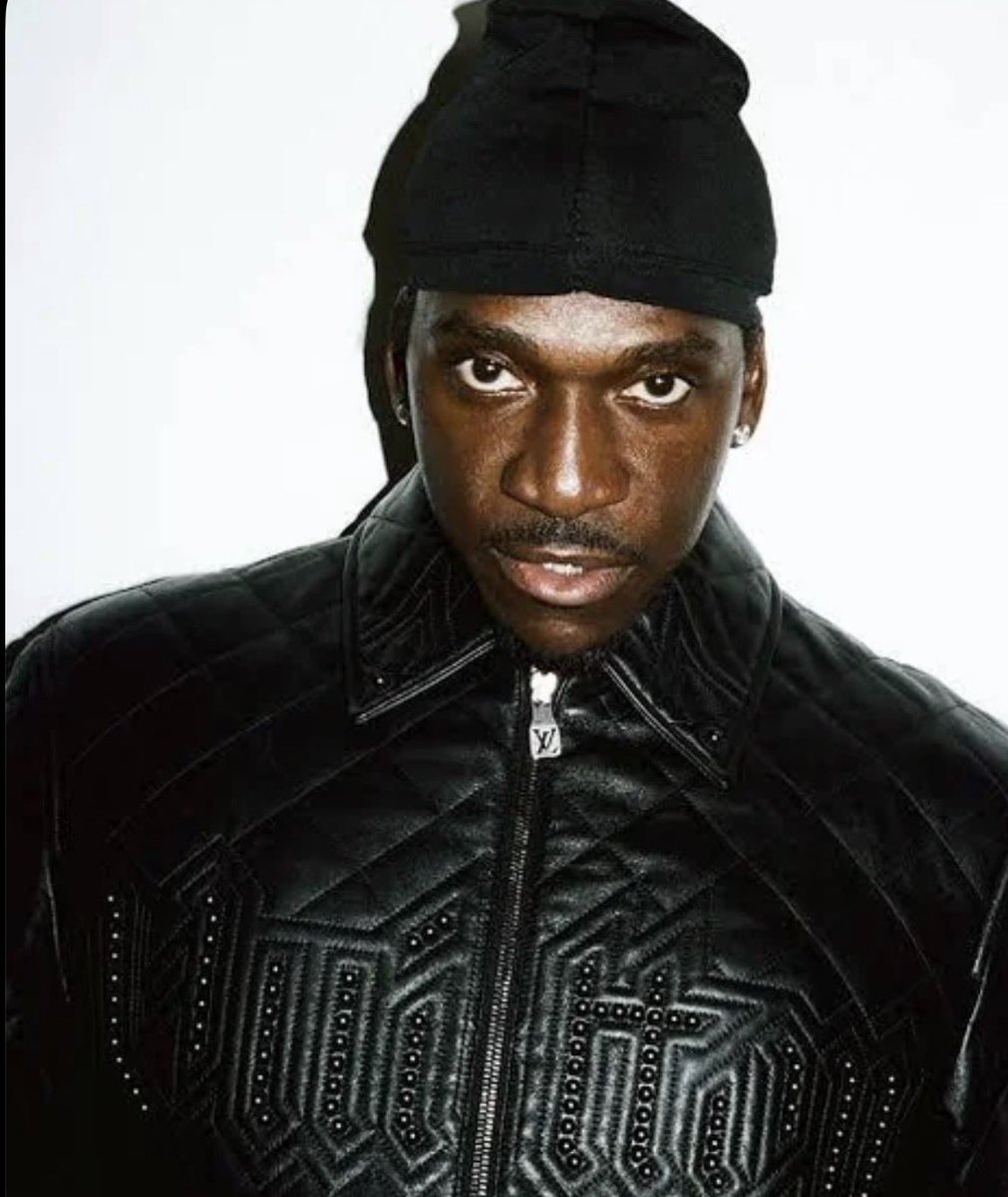 Just a reminder that this guy threatened to a leak a video about Travis crying, whilst being in the Epstein files 😭 ☠️