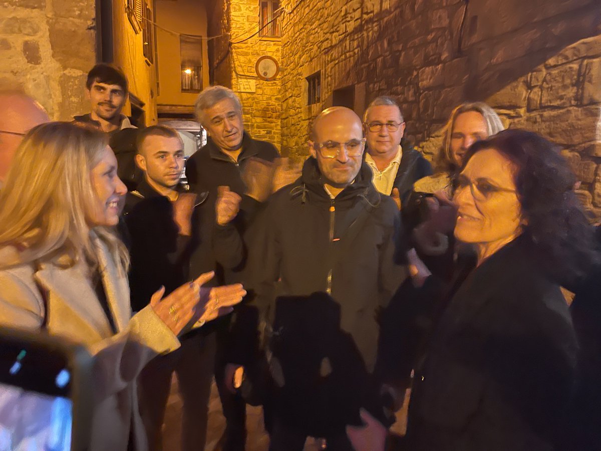 BerguedaAC's tweet image. Aquest vespre hem acompanyat el nostre company Jordi Soteres en la seva presa de possessió com a regidor a l’Ajuntament de Santpedor.

Els totalitaristes han fet gala de la seva intolerància, agredint agents de policia i marxant del ple.

El seny i l’ordre han arribat a…