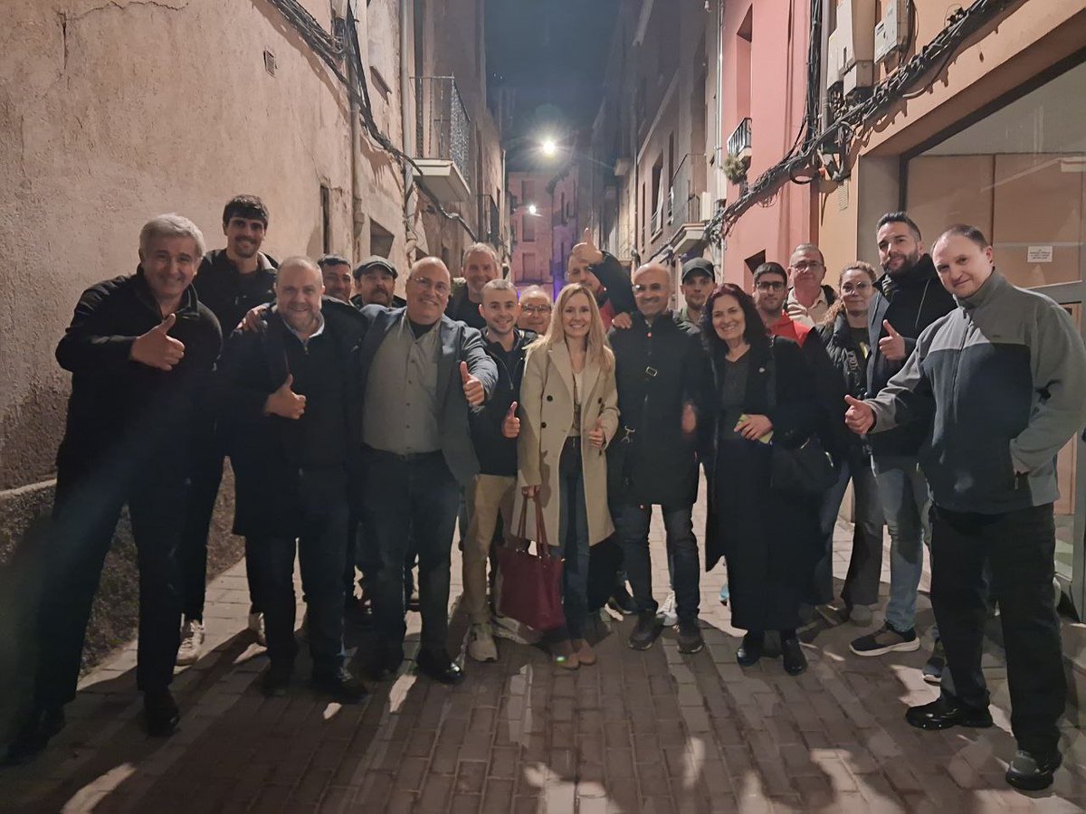 BerguedaAC's tweet image. Aquest vespre hem acompanyat el nostre company Jordi Soteres en la seva presa de possessió com a regidor a l’Ajuntament de Santpedor.

Els totalitaristes han fet gala de la seva intolerància, agredint agents de policia i marxant del ple.

El seny i l’ordre han arribat a…