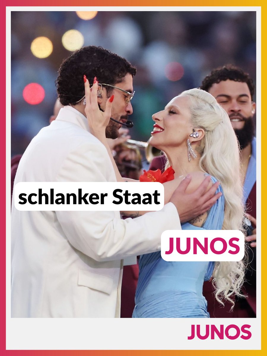 junos_at's tweet photo. Wir lieben Freiheit… 🗽🎓😋 #BadBunny #SuperBowl https://t.co/2s7FAXOyJd