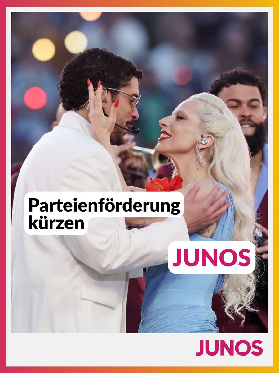 junos_at's tweet photo. Wir lieben Freiheit… 🗽🎓😋 #BadBunny #SuperBowl https://t.co/2s7FAXOyJd