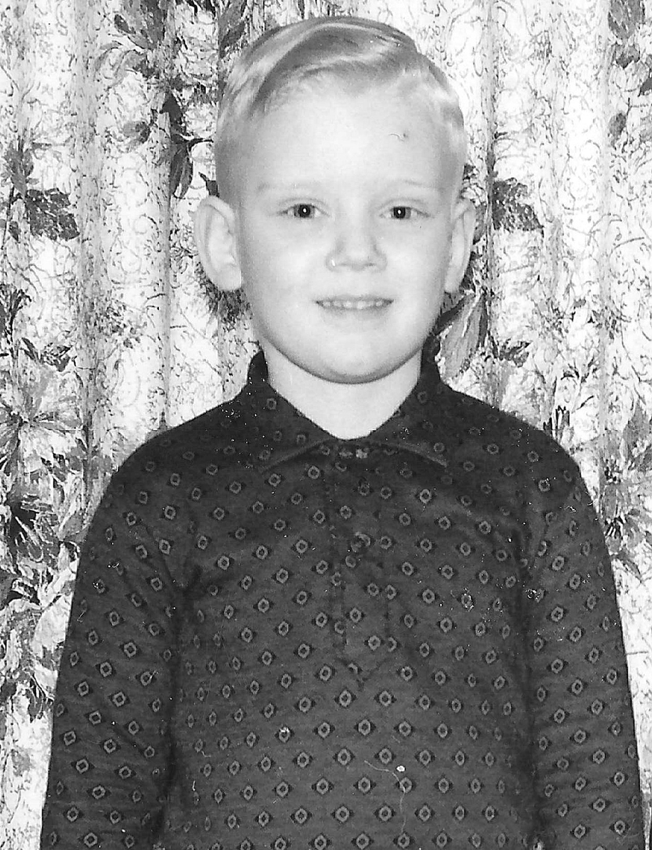 DonaldLSchulz's tweet image. Track 9: Missing Harv  
A tribute to someone who left too soon — and the space they still hold. 💔

tdsp.ffm.to/eorxlk