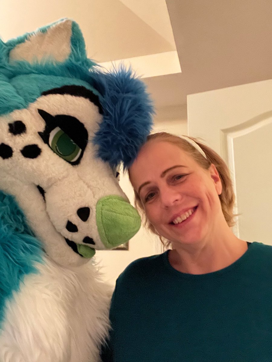 Blue 🏳️‍⚧️ tweet media