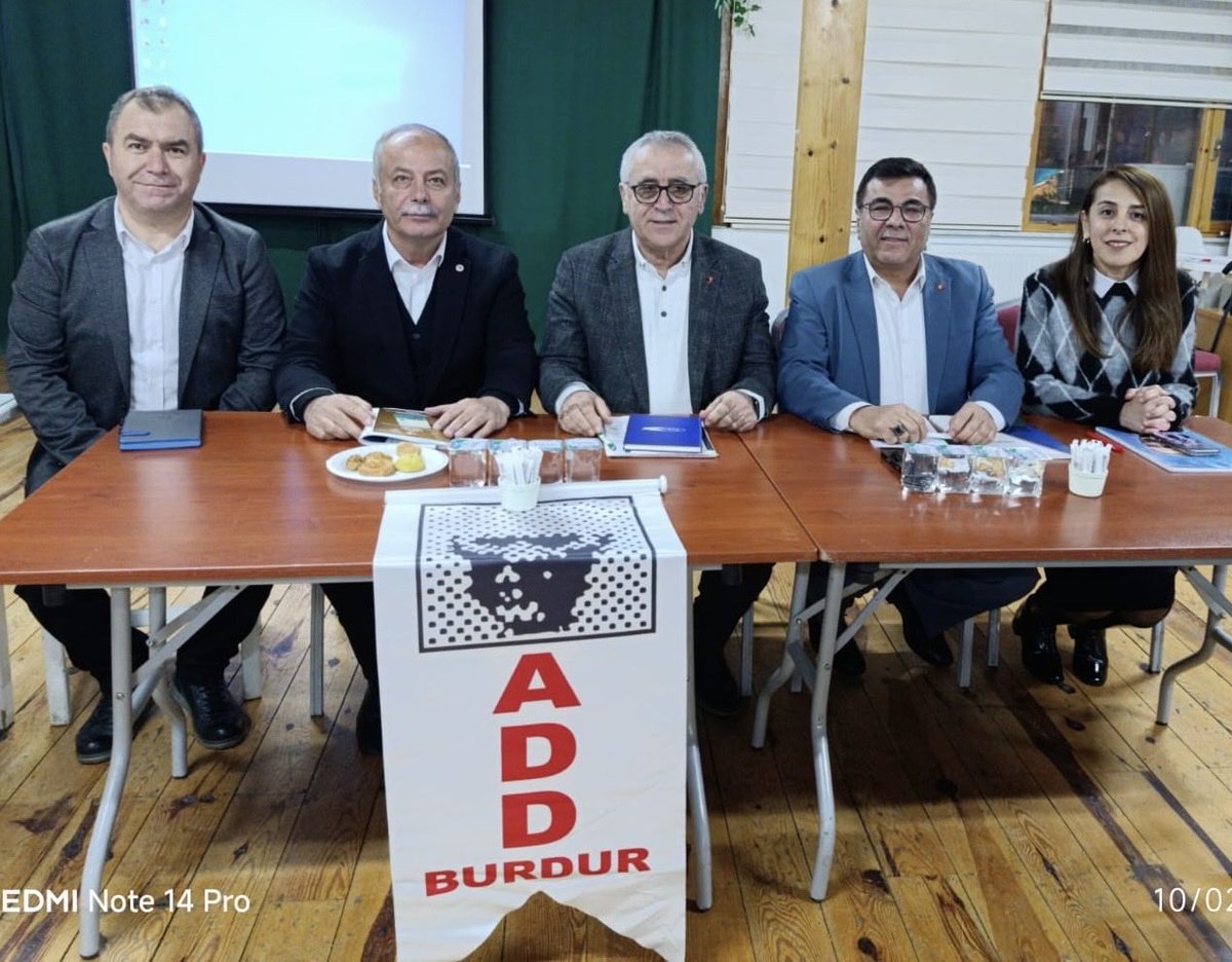UmranMinas's tweet photo. “Salonlar yetmedi, çünkü umudumuz kalabalıktı.”
Şubat ayı konumuz olan Tarım ve Hayvancılığı sektörün duayenlerinden öğrendik… https://t.co/ybgIn1IA4q