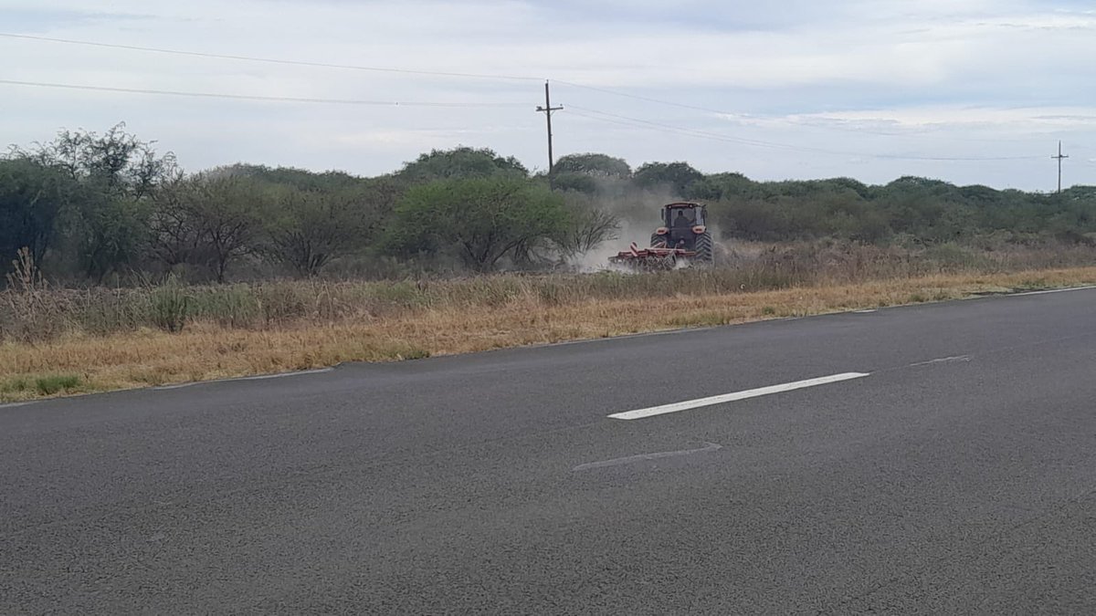 AUTOVÍA DEL MERCOSUR COMUNICA

Durante los últimos días se desarrollaron tareas de mantenimiento, limpieza y reparación sobre la Ruta Nacional 12, conforme al siguiente detalle:

• Ceibas – Médanos: limpieza de arbustos y corte de pasto
• Ceibas – Gualeguay: desmonte, limpieza