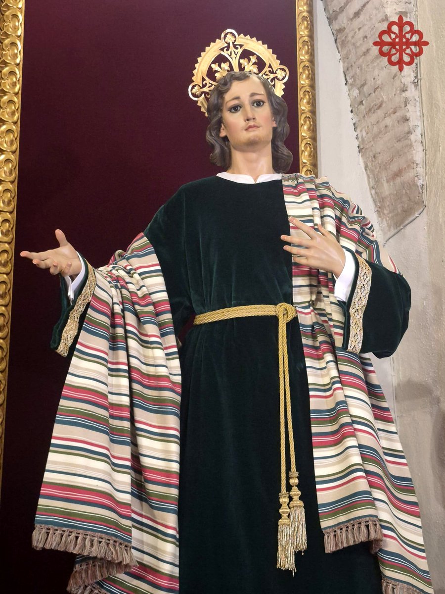 🔴 Con la llegada de una nueva cuaresma, en la tarde noche de hoy, se ha procedido al cambio de vestimenta de nuestros Sagrados Titulares, con el atavío propio de esta época, por si vestidor D. Antonio Villar.
Que Ellos sean nuestro camino.

📷 Cofradía 
#LaMagdalena