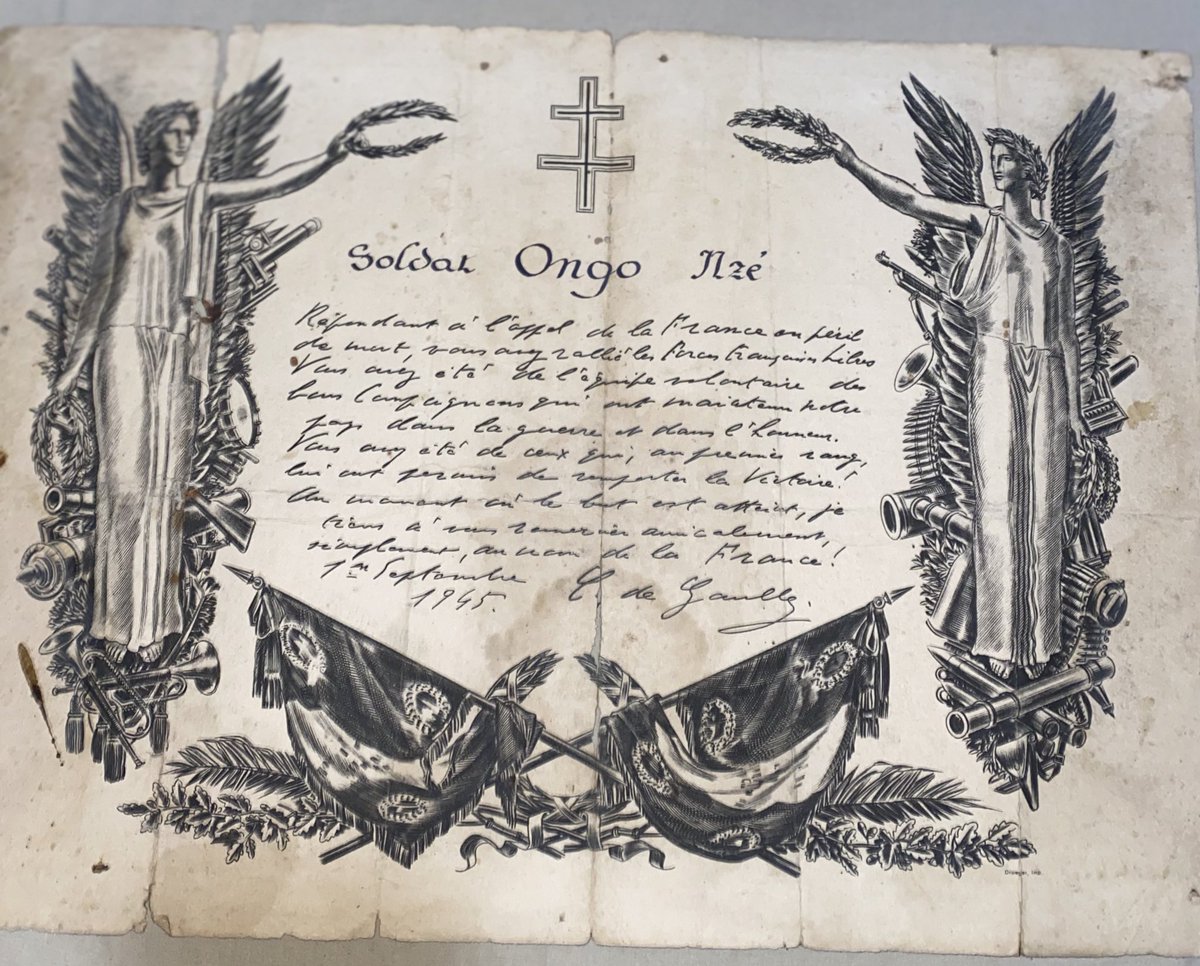 o_ass54955's tweet photo. En rangeant les effets de mon père, j’ai retrouvé ce document de 1945 au nom de mon grand-père, qui a servi la France durant la Seconde Guerre mondiale. Il portait le même nom que moi. Je partage ce témoignage pour l’Histoire et la transmission. 🇫🇷🇨🇲 https://t.co/A9VwbOEdss