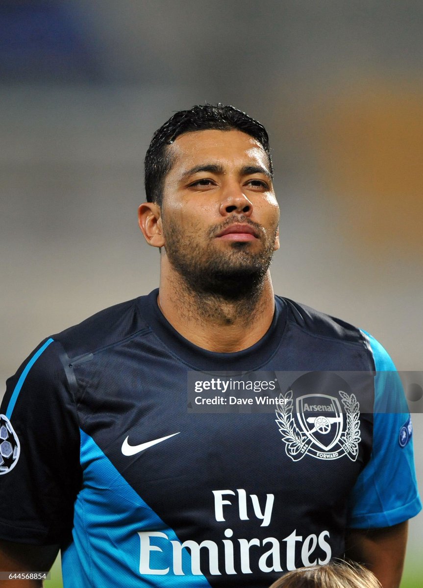 Arsenal at the Stade de Marseille (2011).