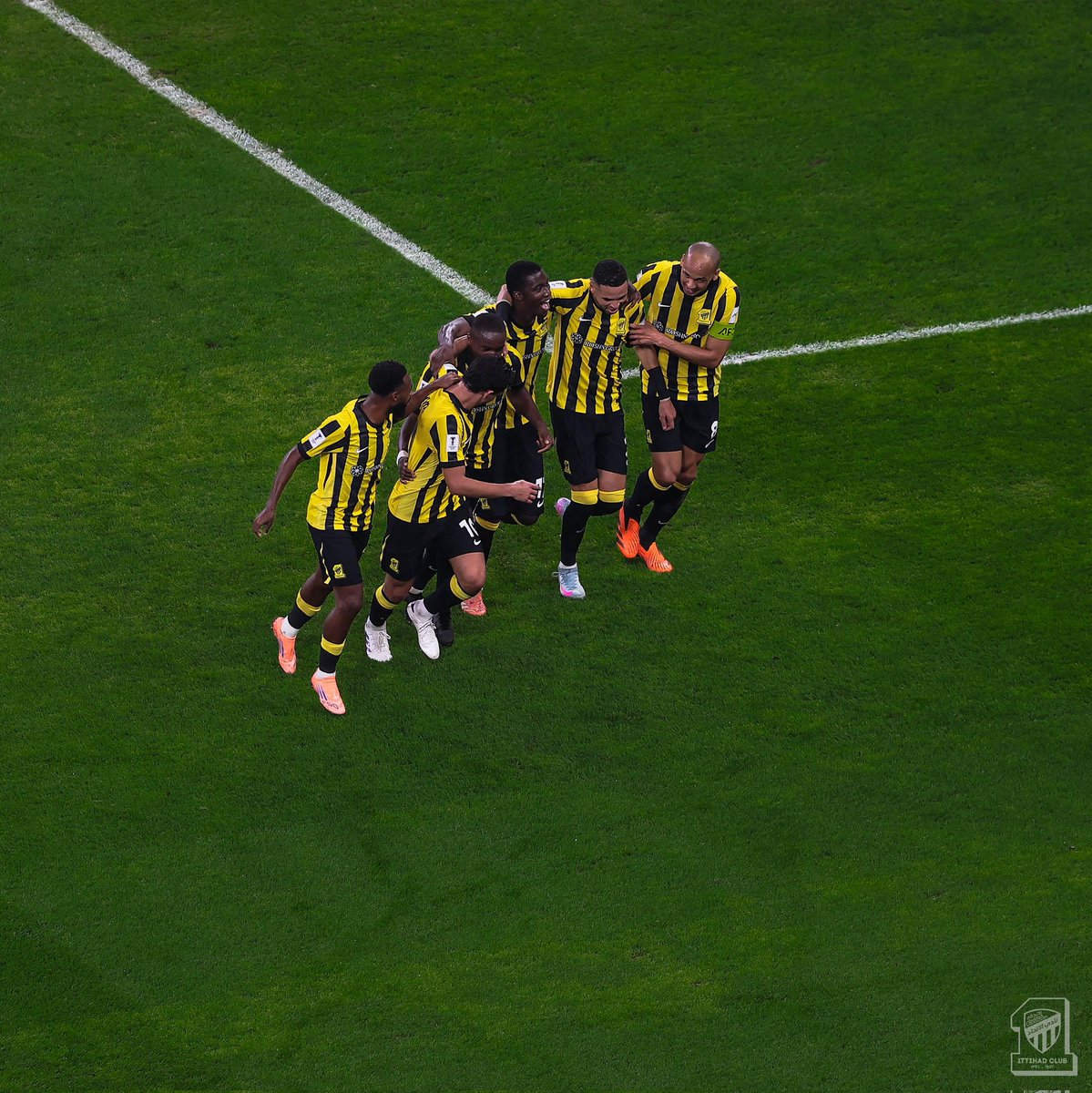 _fabinhotavares's tweet image. We're stronger together! 🟡⚫️🐅