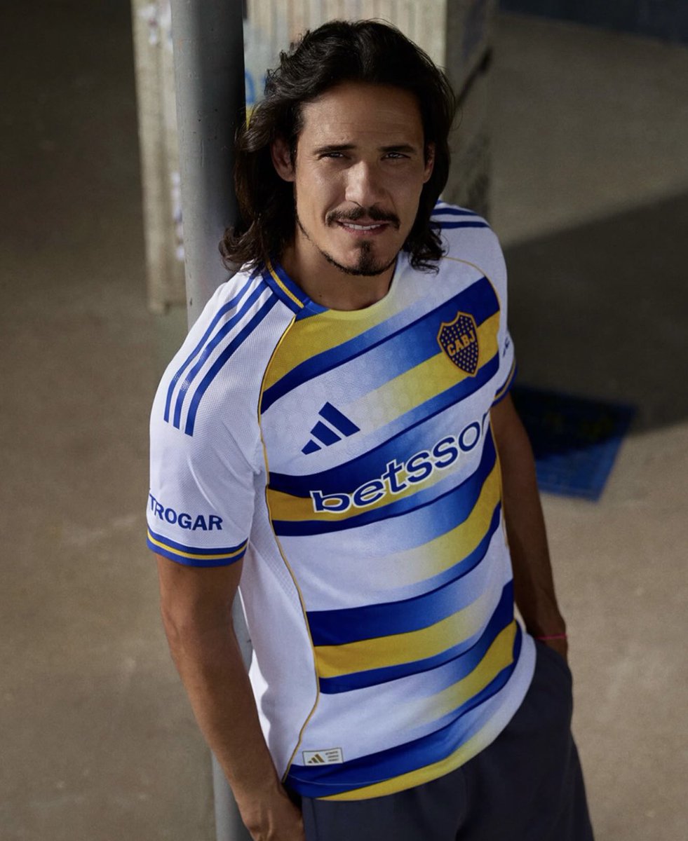 CavaniFR 🇫🇷🏹 tweet media