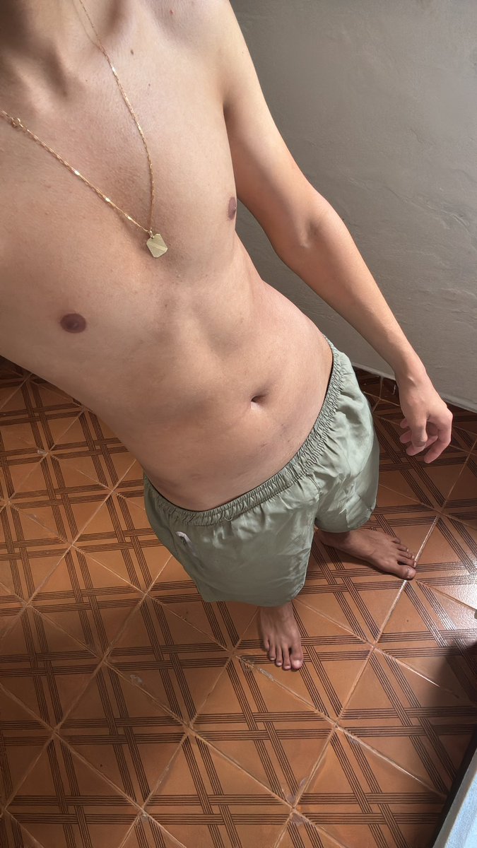 Saindo um projeto de peitoral aí 🥵