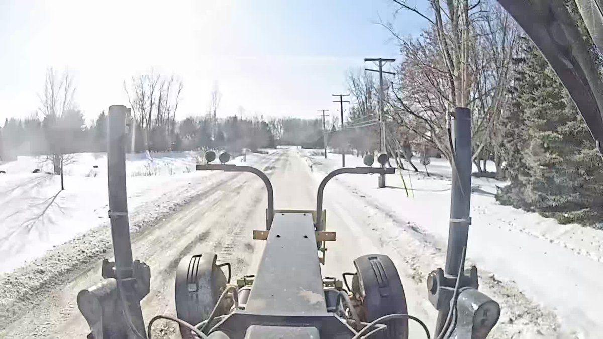 With the sun shining and more mild temperatures today, <a href="/MacombRoads/">Macomb County Department of Roads</a> trucks and graders continue cleanup work on rural and subdivision roads throughout Macomb County. Please drive carefully and give equipment plenty of room to safely operate.