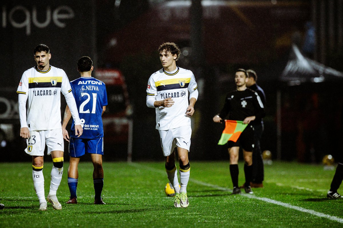 FCF1931_Oficial's tweet photo. Uma noite memorável para o nosso 'menino' Rudi 😍

⚪️🔵 #CapitulodeAmbicao #amordeperdicao #LigaPortugal #FCFAFS #DiadoVilaNova https://t.co/sEDz9dWDwE