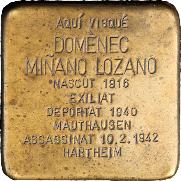 IStolpersteine's tweet photo. #OTD en 1942 fue asesinado en el castillo de Hartheim
DOMÈNEC MIÑANO LOZANO
🔻 #deportado
#Convoy927
En la puerta del edificio moderno donde estuvo su domicilio, en la ciudad de Lleida, un 🟨 #Stolpersteine le recuerda.
"Una piedra, un nombre, una persona"
#RememberHartheim https://t.co/VM2drp5oRf