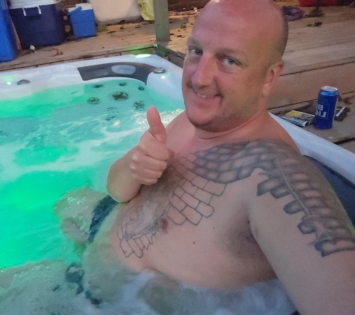 derekvampyrslyr's tweet photo. @JoScottForensic @JoeGiacalone #guilty #poolguy https://t.co/CifAGM8KY2