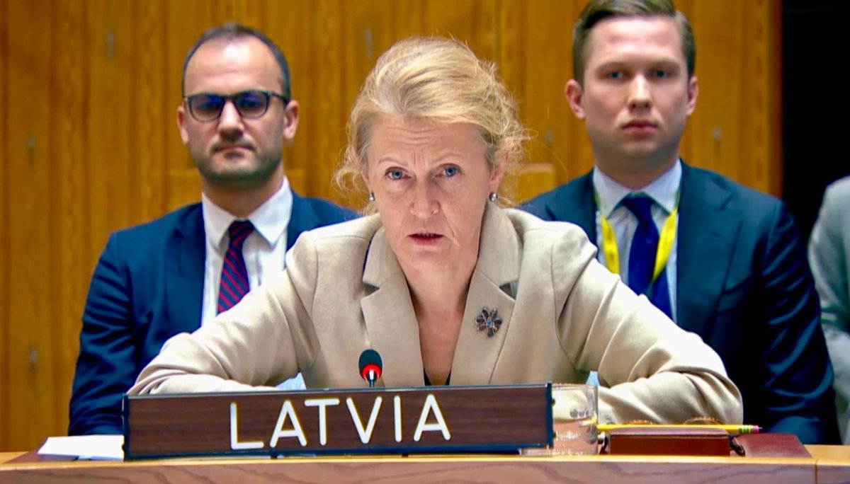 LatviaUN_NY's tweet photo. Latvia at the #UNSC meeting on #SouthSudan: De-escalate. Protect civilians. Keep the peace process on track. 

This requires:
🔹 Return to full implementation of the Revitalised peace agreement

🔹 Protect civilians and vital lifelines: end attacks on humanitarians and health care; ensure safe, rapid, unimpeded access

🔹 The region must lead - its voice and engagement are crucial to prevent further escalation

Full statement: https://t.co/rebMhUCqws