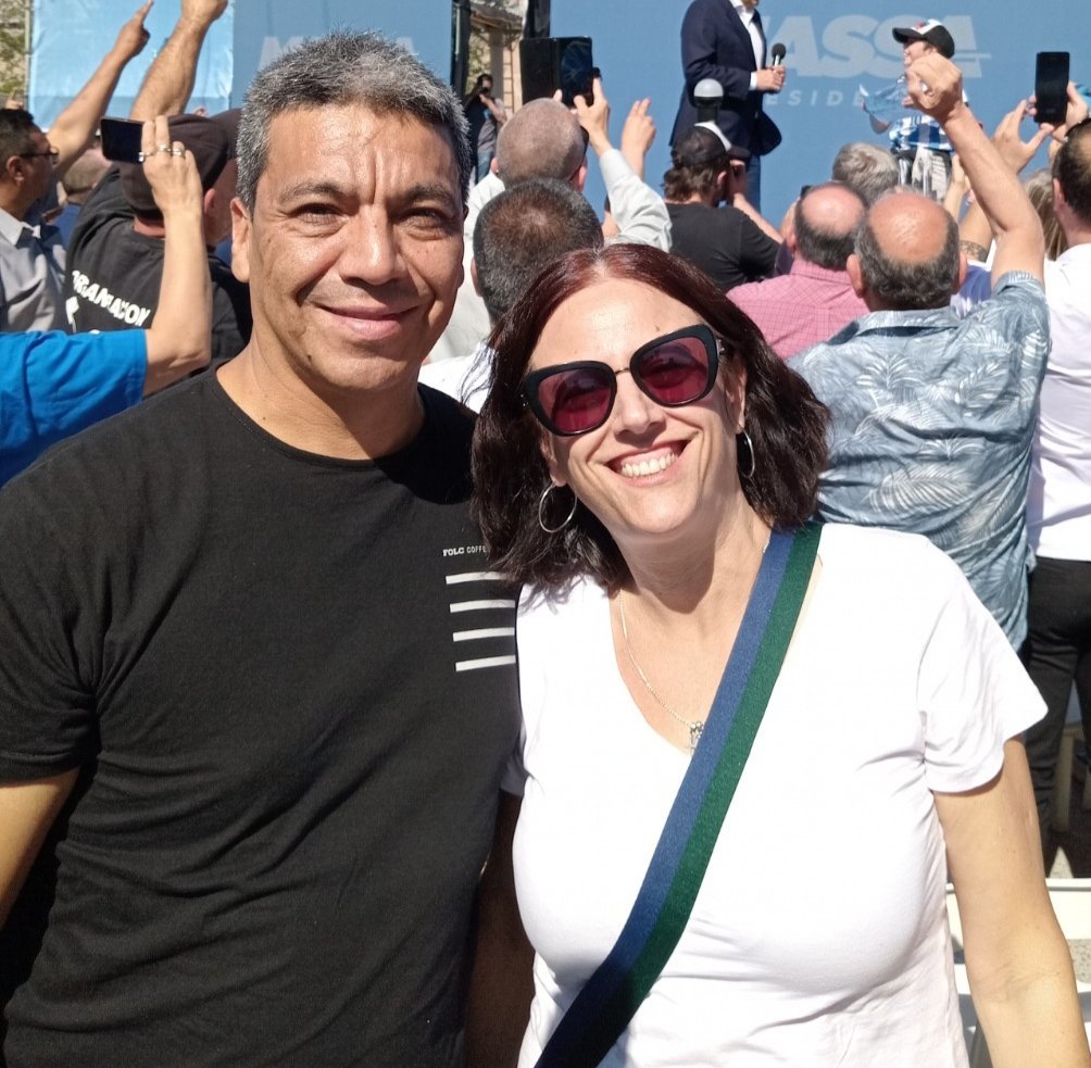 Feliz cumple amigo de mi corazón!  Siempre compartiendo la vida, las calles y las luchas! 
Que este sea un gran año para vos y para nuestro querido libres!
<a href="/jesusescobarnqn/">Jesus Escobar</a>