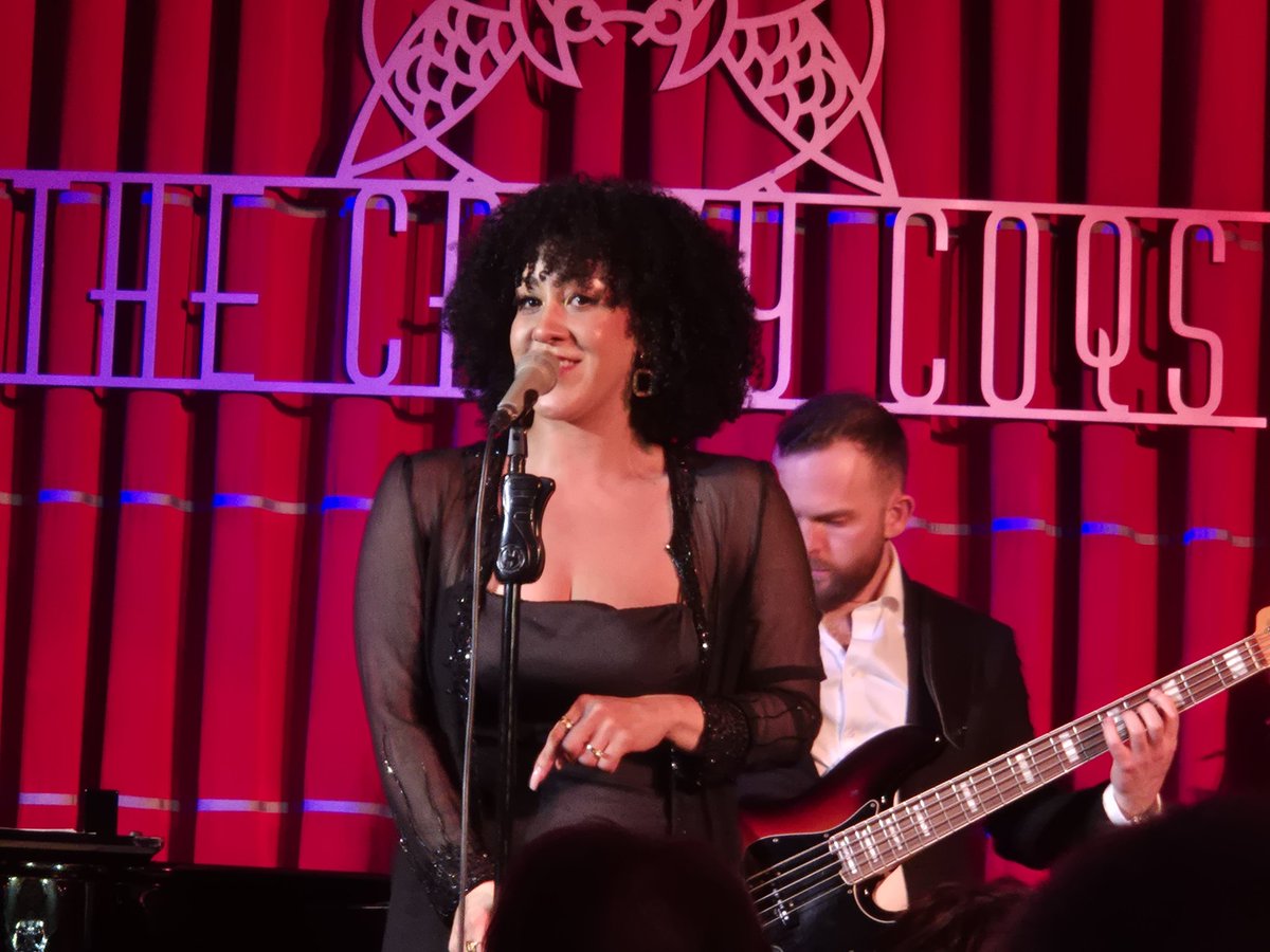 All That Dazzles tweet media