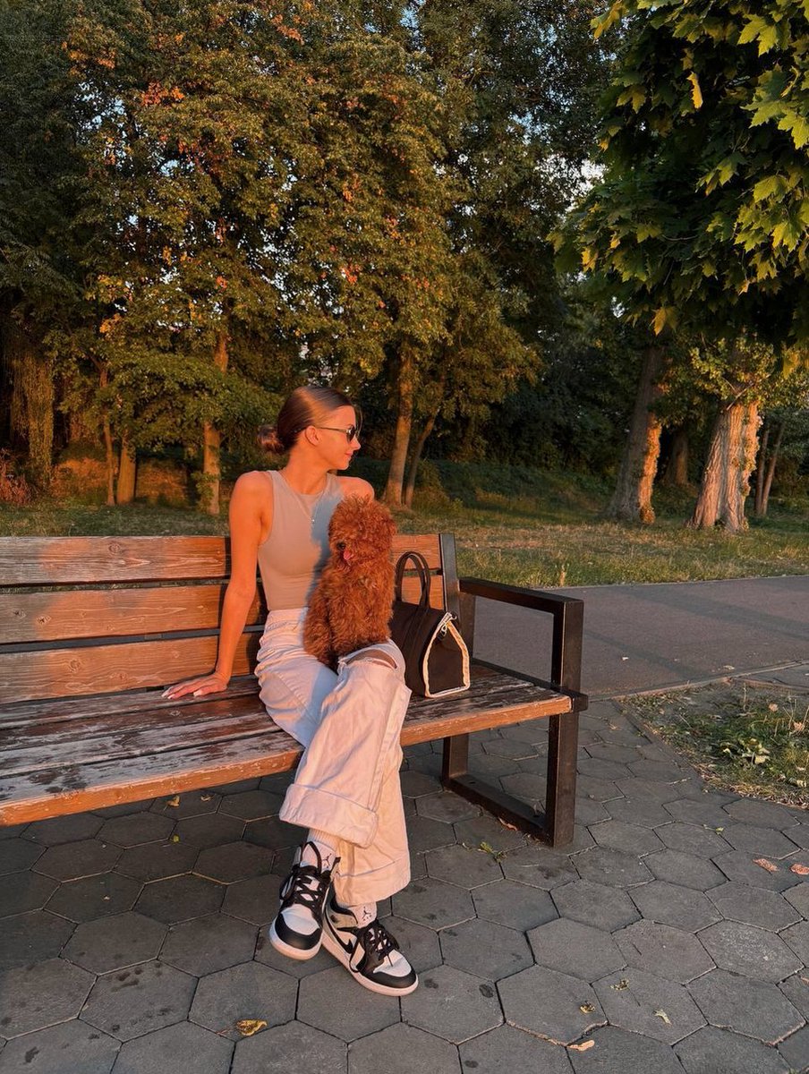 Is it too late to start my 2024 vision board? Or should I just wing it? 🎯✨ #LifeDecisions