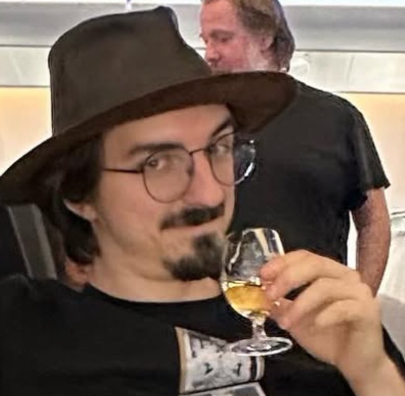 ciniminiart tweet media