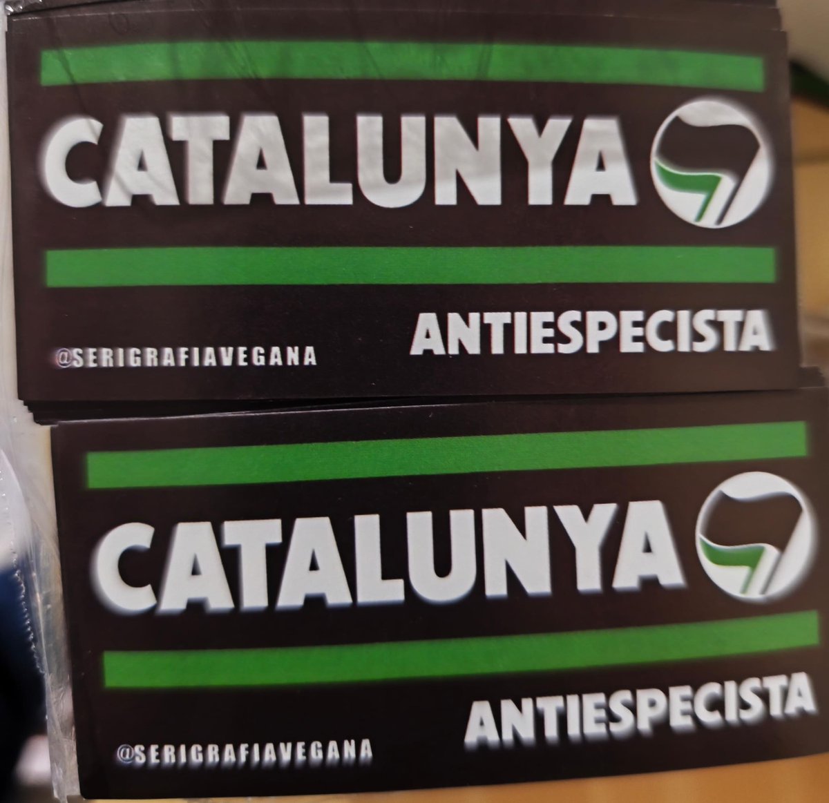 Más calcamonías! Aka enganxines, pegatinas, stickers en your language!