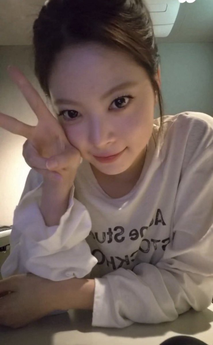 El’ (h) tweet media