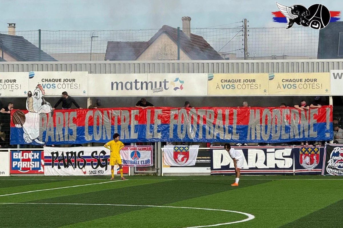 Antifa_Ultras tweet media
