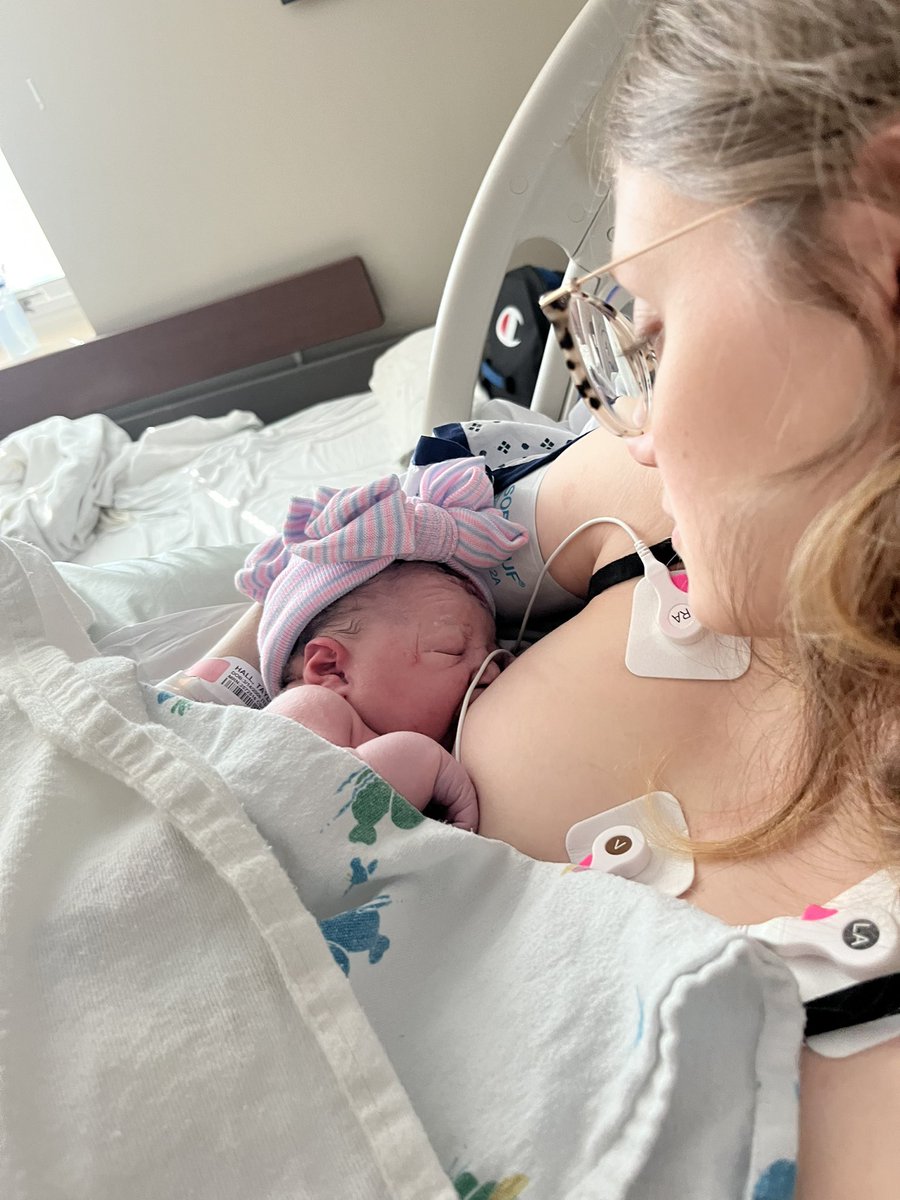 𝘼𝙙𝙤𝙘𝙩𝙨 tweet media